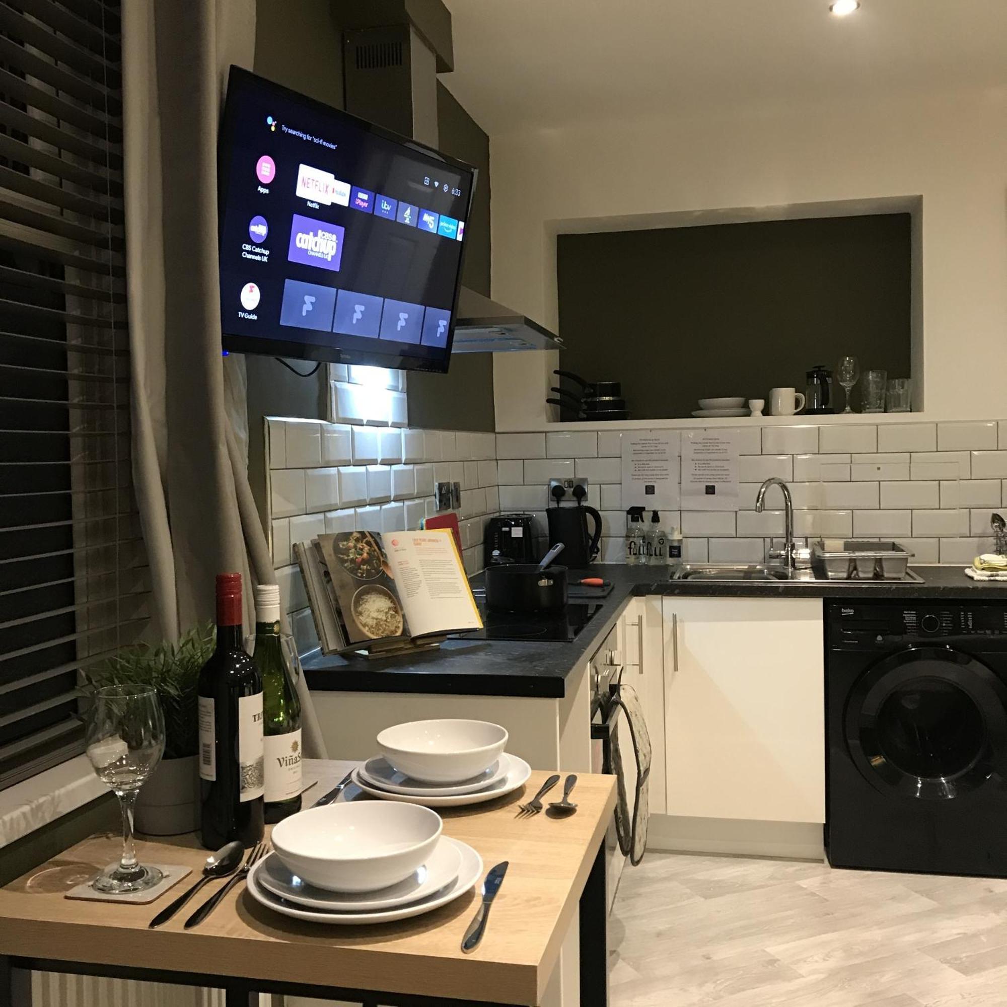 Contemporary 1 Bed Studio For Comfy Stay In Wigan Exterior photo